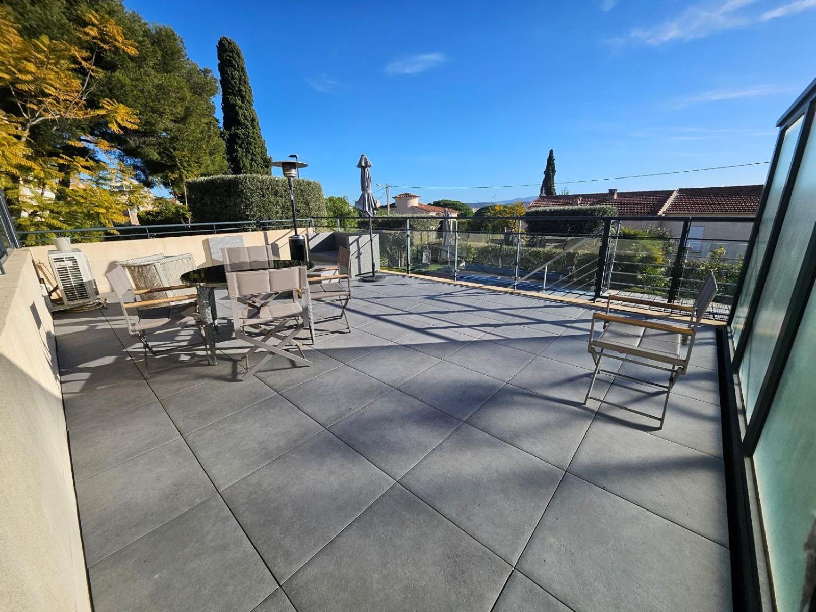 Petit Paradis A Bandol T4 Piscine Clim Parking Fibre Coffre-Fort Exterior photo